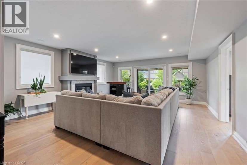 47 BLUENOSE Drive — photo 29 of 40