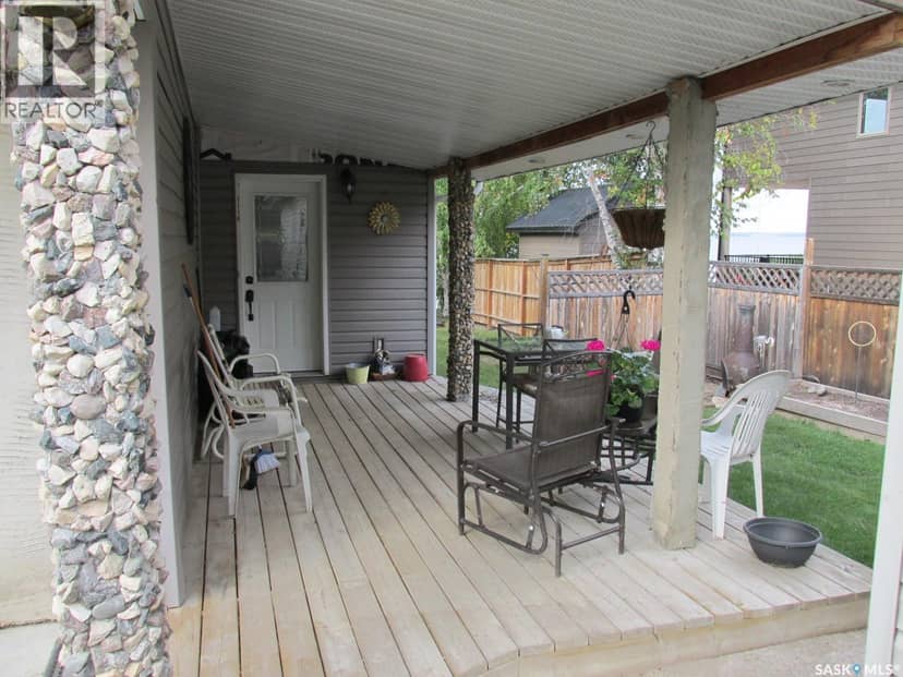 1118 Birch AVENUE — photo 19 of 40