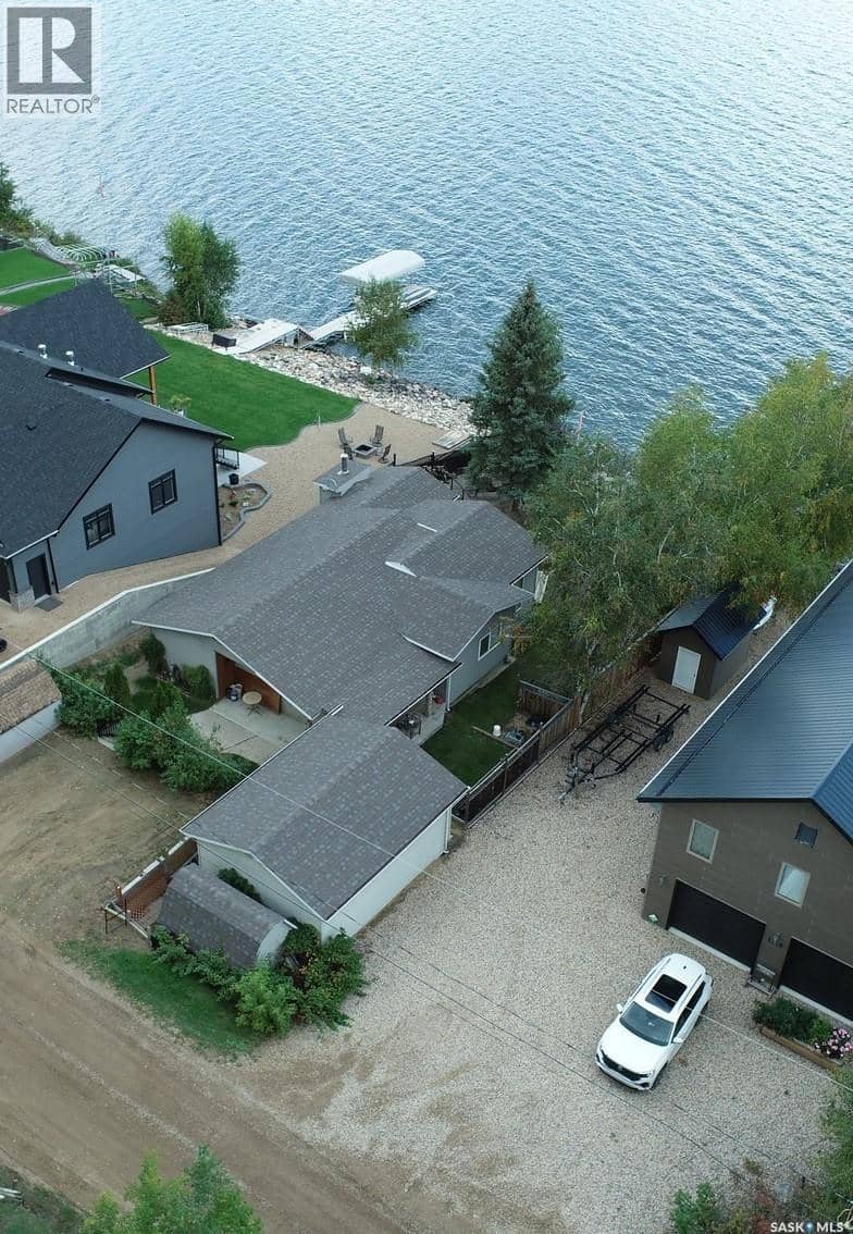 1118 Birch AVENUE, Tobin Lake, photo 2