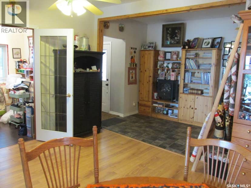 1118 Birch AVENUE — photo 21 of 40