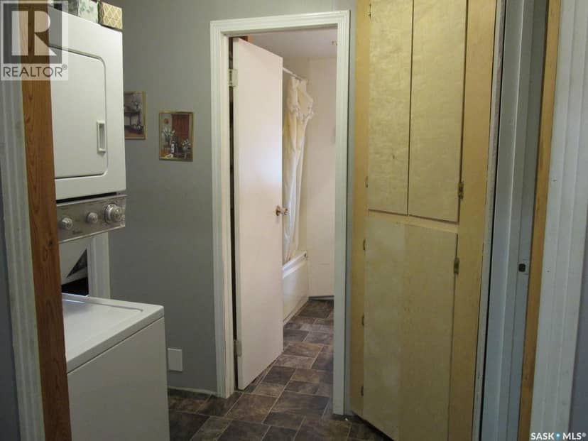 1118 Birch AVENUE — photo 39 of 40