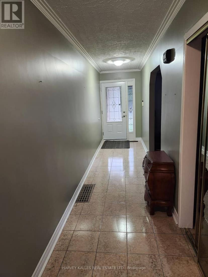 2379 Hensall Street — photo 14 of 34