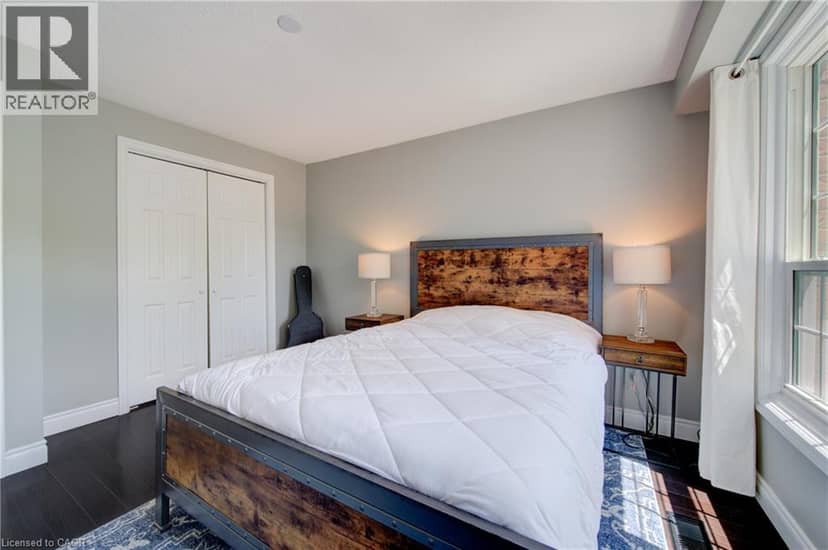375 HOLIDAY INN Drive Unit# 9 — photo 15 of 29