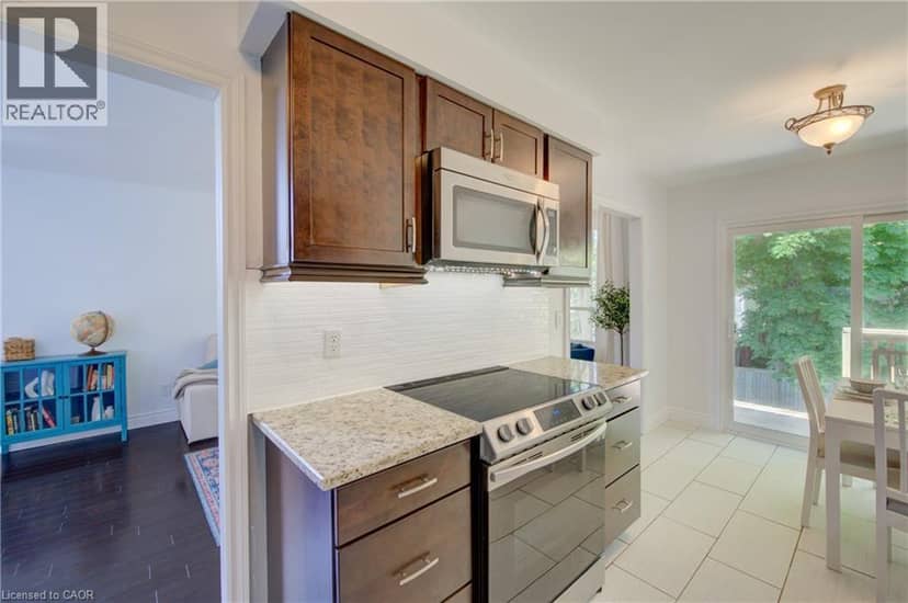 375 HOLIDAY INN Drive Unit# 9 — photo 12 of 29