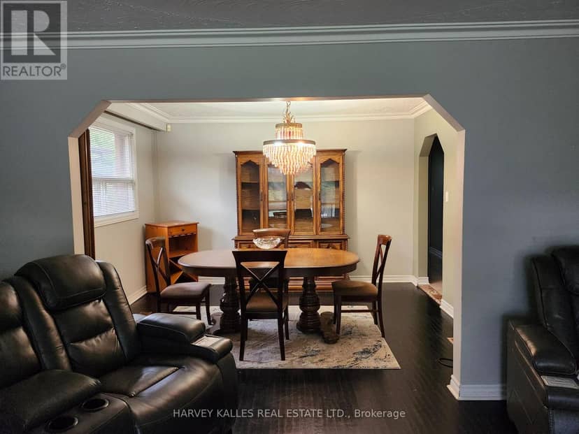 2379 Hensall Street — photo 9 of 34