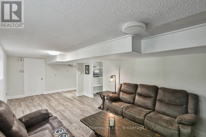 224 Margaret Street — photo 26 of 40
