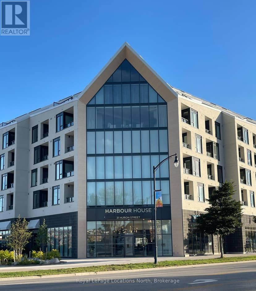 203 - 31 Huron Street — photo 4 of 40