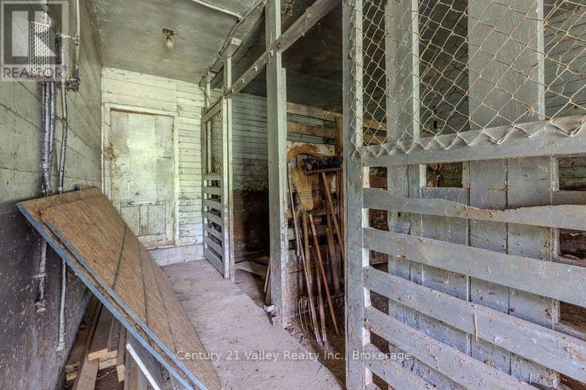 290 Pucker Street — photo 9 of 38