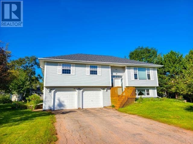 47 Anne Crescent — photo 1 of 40