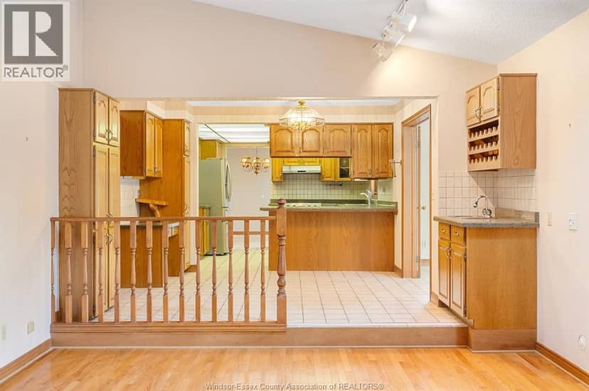 267 Elmgrove Drive — photo 15 of 40