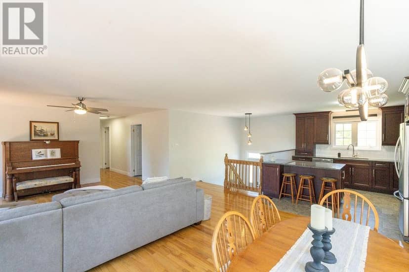 164 Birch Street — photo 13 of 40