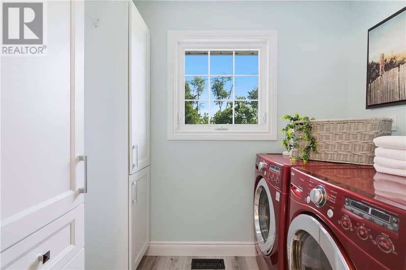 164 Birch Street — photo 24 of 40