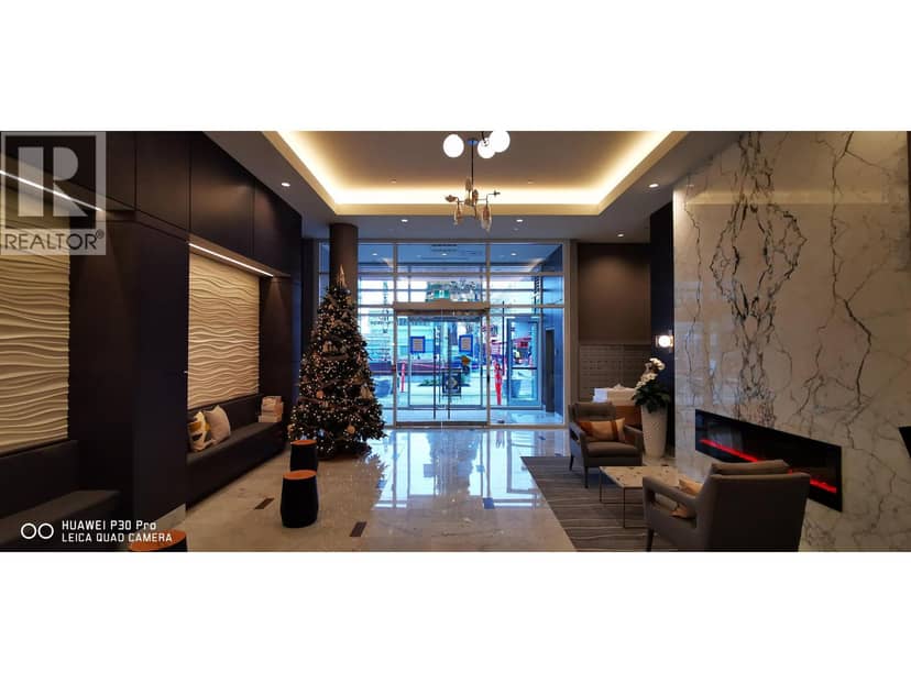 504 118 CARRIE CATES COURT, North Vancouver, photo 2