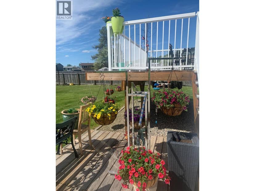 10102 PAQUETTE AVENUE, Hudsons Hope, photo 8