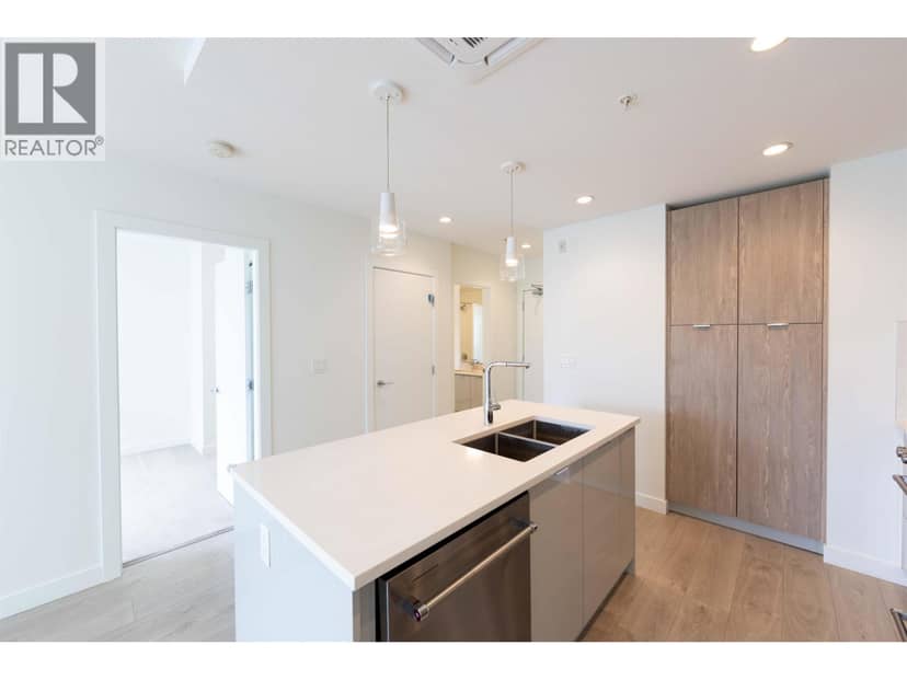 203 108 E 8TH STREET, North Vancouver, photo 5