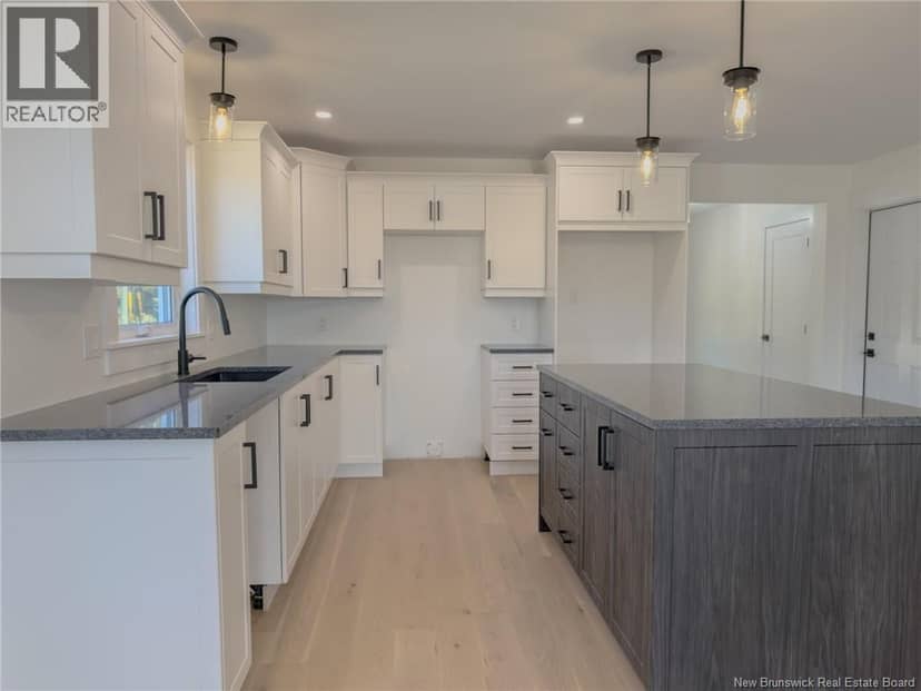 65 Squire Drive — photo 13 of 35