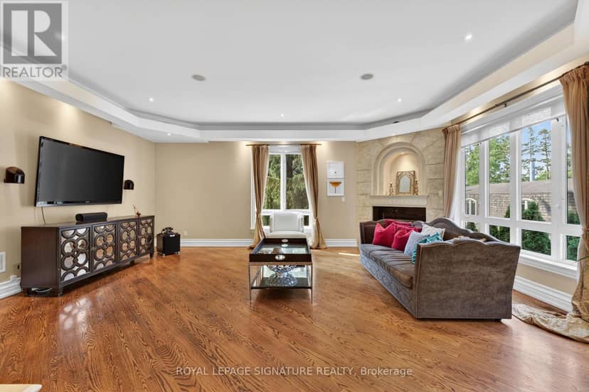 217 Garden Avenue, Richmond Hill, photo 8