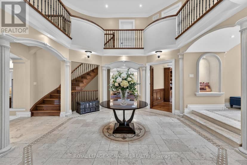 217 Garden Avenue, Richmond Hill, photo 3