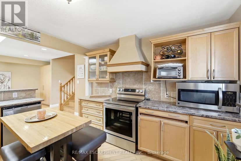 139 Glen Valley Drive — photo 13 of 40