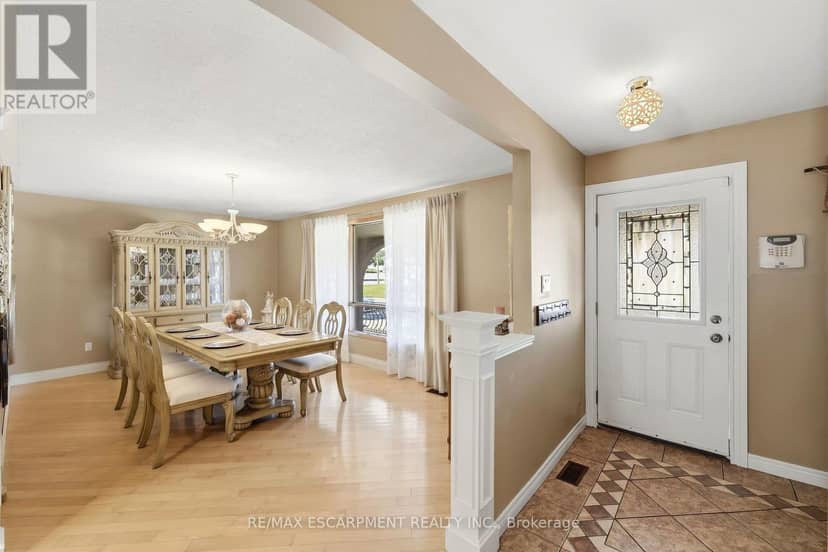 139 Glen Valley Drive — photo 14 of 40