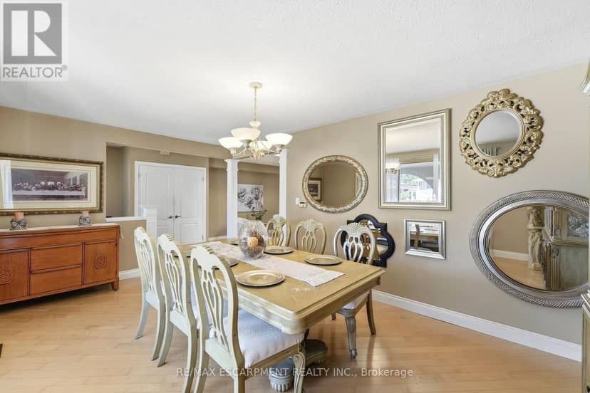 139 Glen Valley Drive — photo 15 of 40