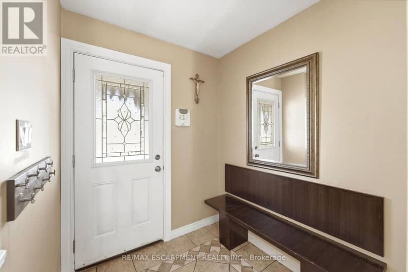 139 Glen Valley Drive — photo 6 of 40