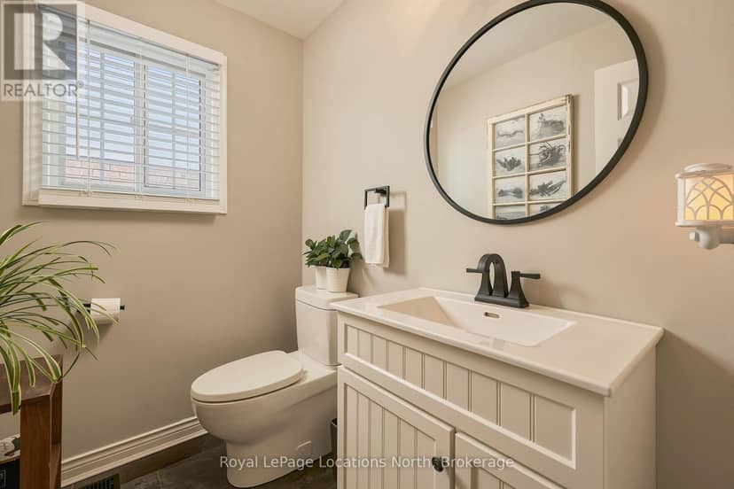 20 Highlands Crescent — photo 22 of 40
