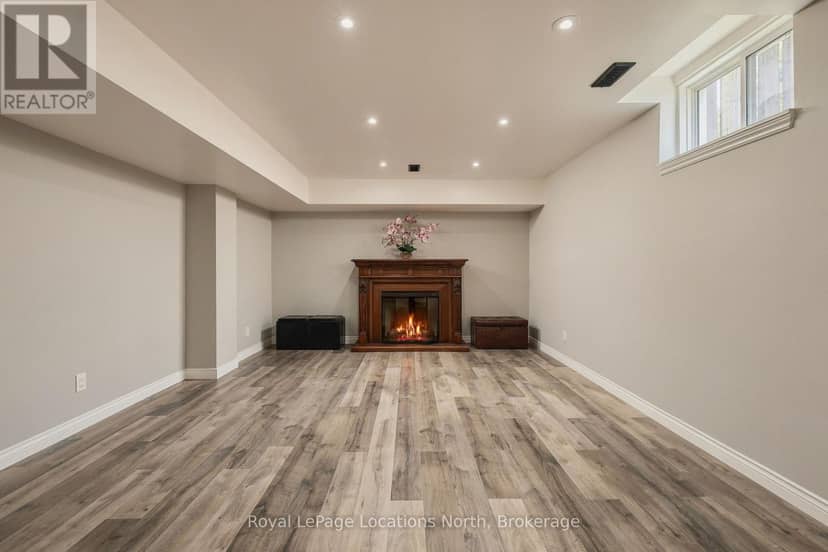 20 Highlands Crescent — photo 38 of 40