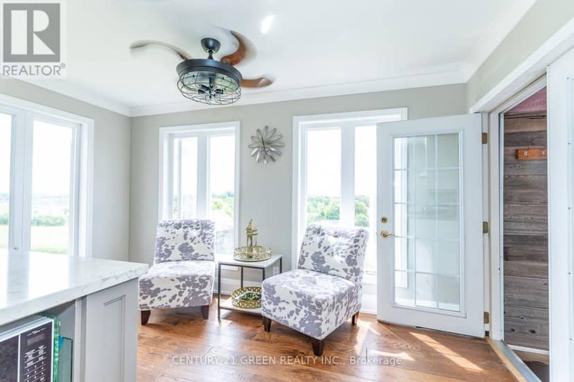 7265 Old Homestead Road — photo 10 of 40