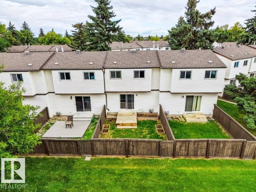 709 Clareview Rd NW — photo 15 of 40
