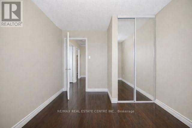 11 Sheringham Street — photo 27 of 40