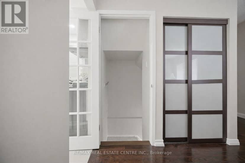 11 Sheringham Street — photo 30 of 40