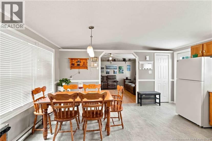 99 Hedgeview Drive, Hanwell, photo 6