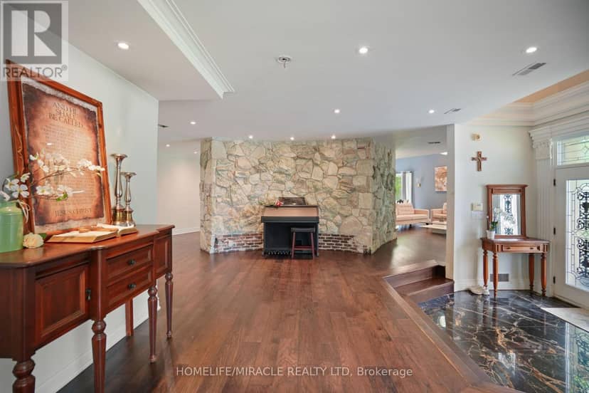 19 Tanglewood Drive — photo 14 of 36