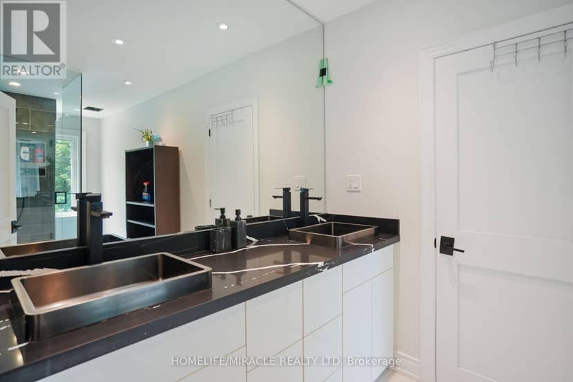 19 Tanglewood Drive — photo 26 of 36