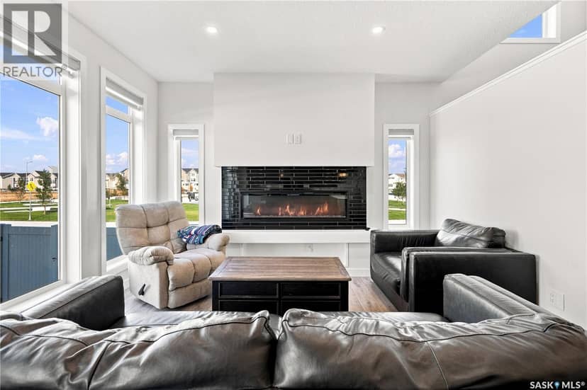 4820 Kaufman AVENUE — photo 13 of 40
