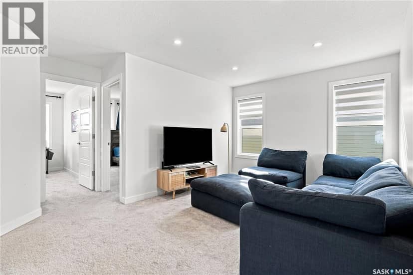 4820 Kaufman AVENUE — photo 22 of 40