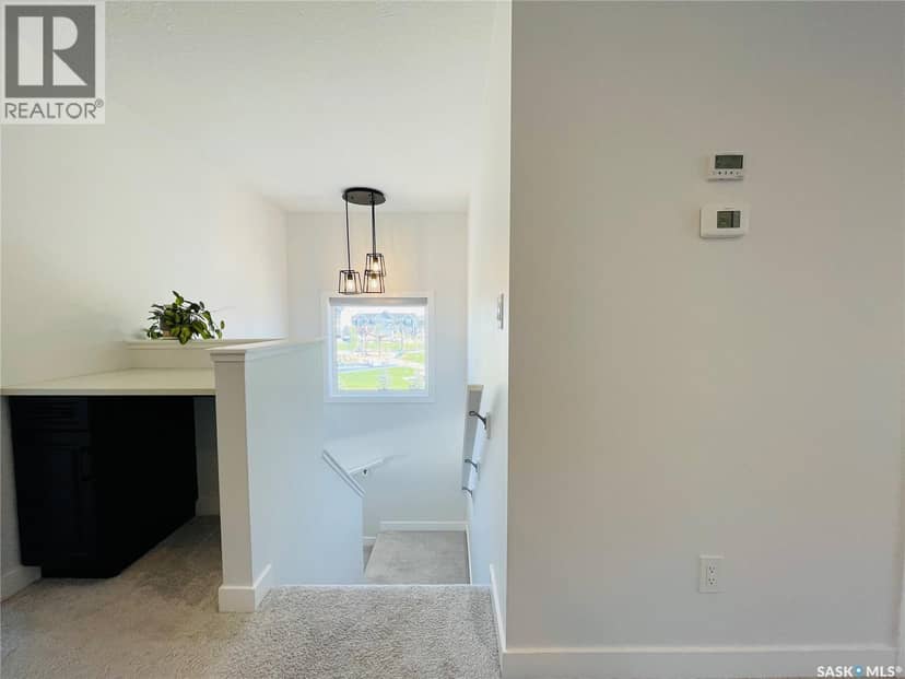 4820 Kaufman AVENUE — photo 21 of 40
