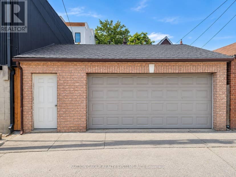 1139 Dovercourt Road — photo 19 of 20