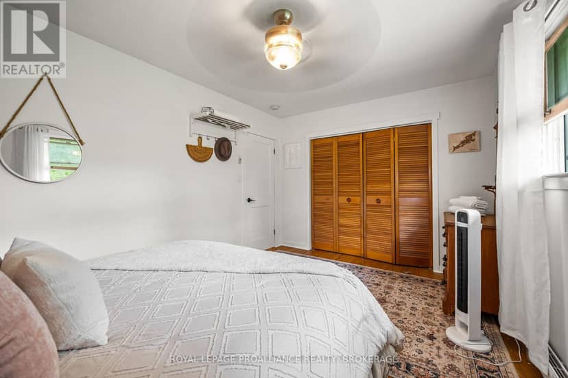 330 Elmwood Drive — photo 33 of 40