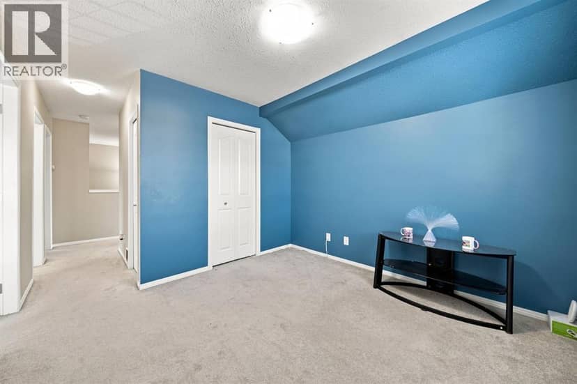 134 Luxstone Road SW — photo 25 of 40