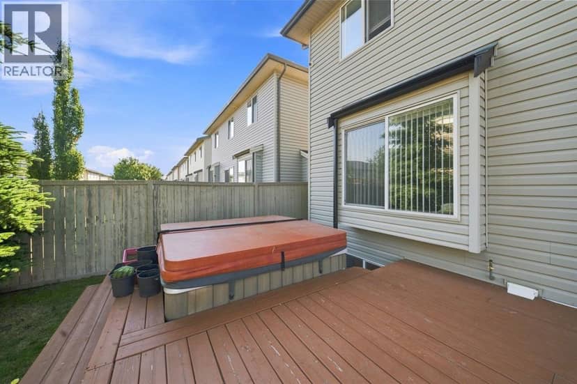 134 Luxstone Road SW — photo 27 of 40