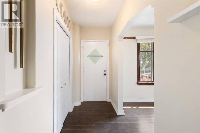 1741 24 Street SW, Calgary, photo 3