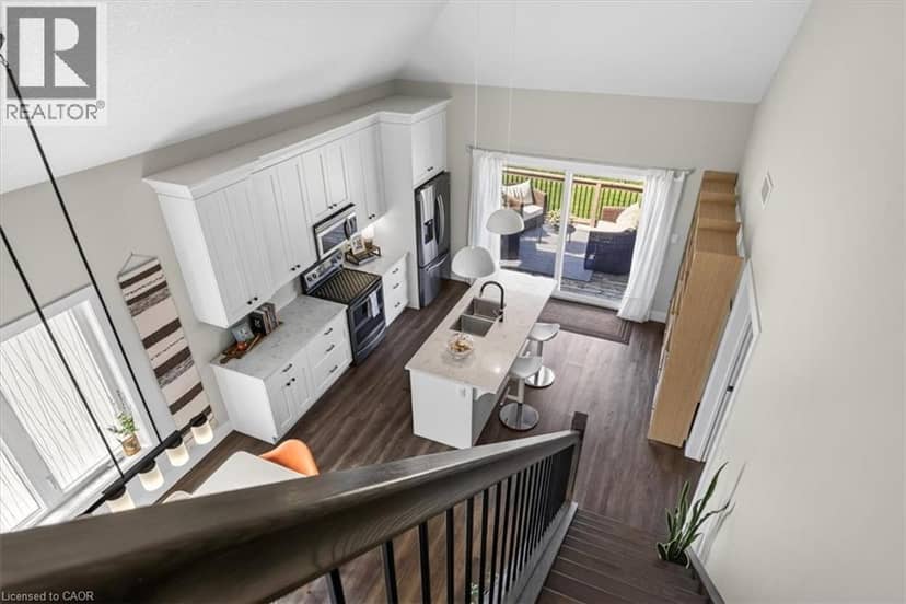 744 NELSON Street W Unit# 7 — photo 33 of 40