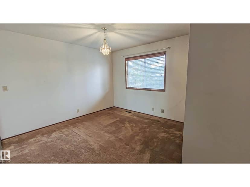 3031 79 ST NW NW — photo 19 of 40