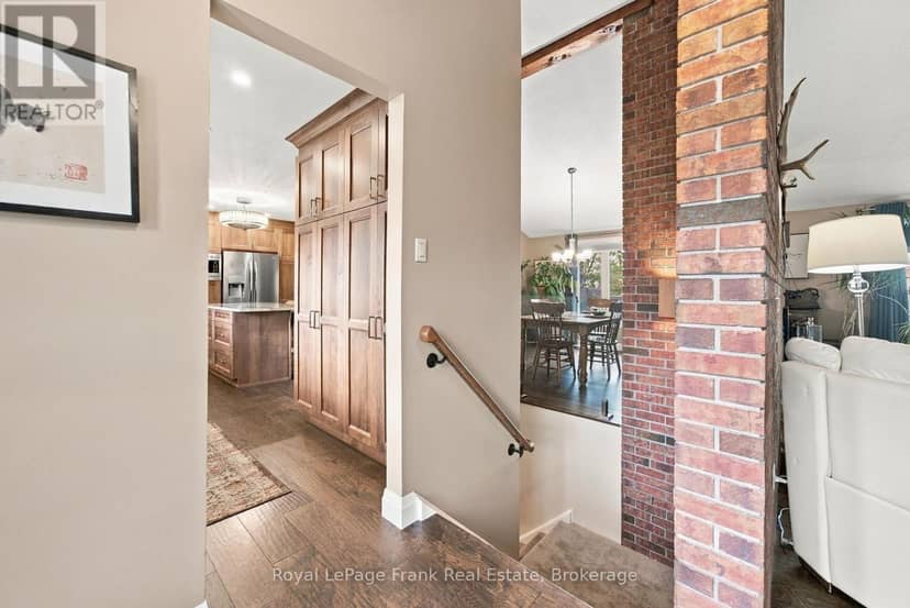 61 Bluewater Avenue — photo 24 of 40