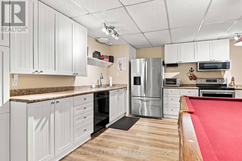 61 Bluewater Avenue — photo 30 of 40