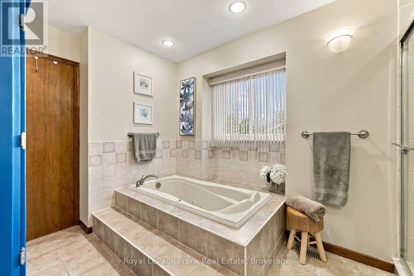 61 Bluewater Avenue — photo 23 of 40