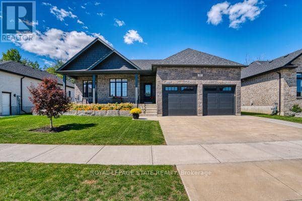 37 Gilmer Crescent — photo 3 of 40