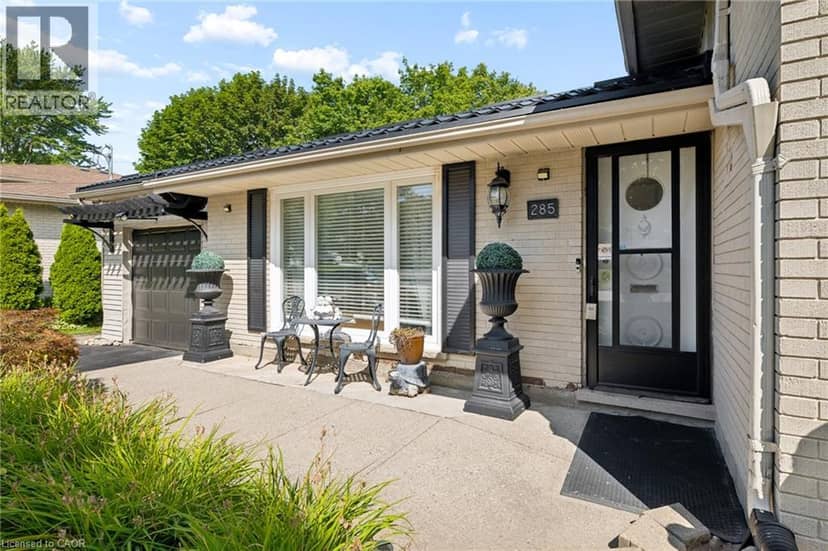 285 STONYBROOK Drive — photo 8 of 40